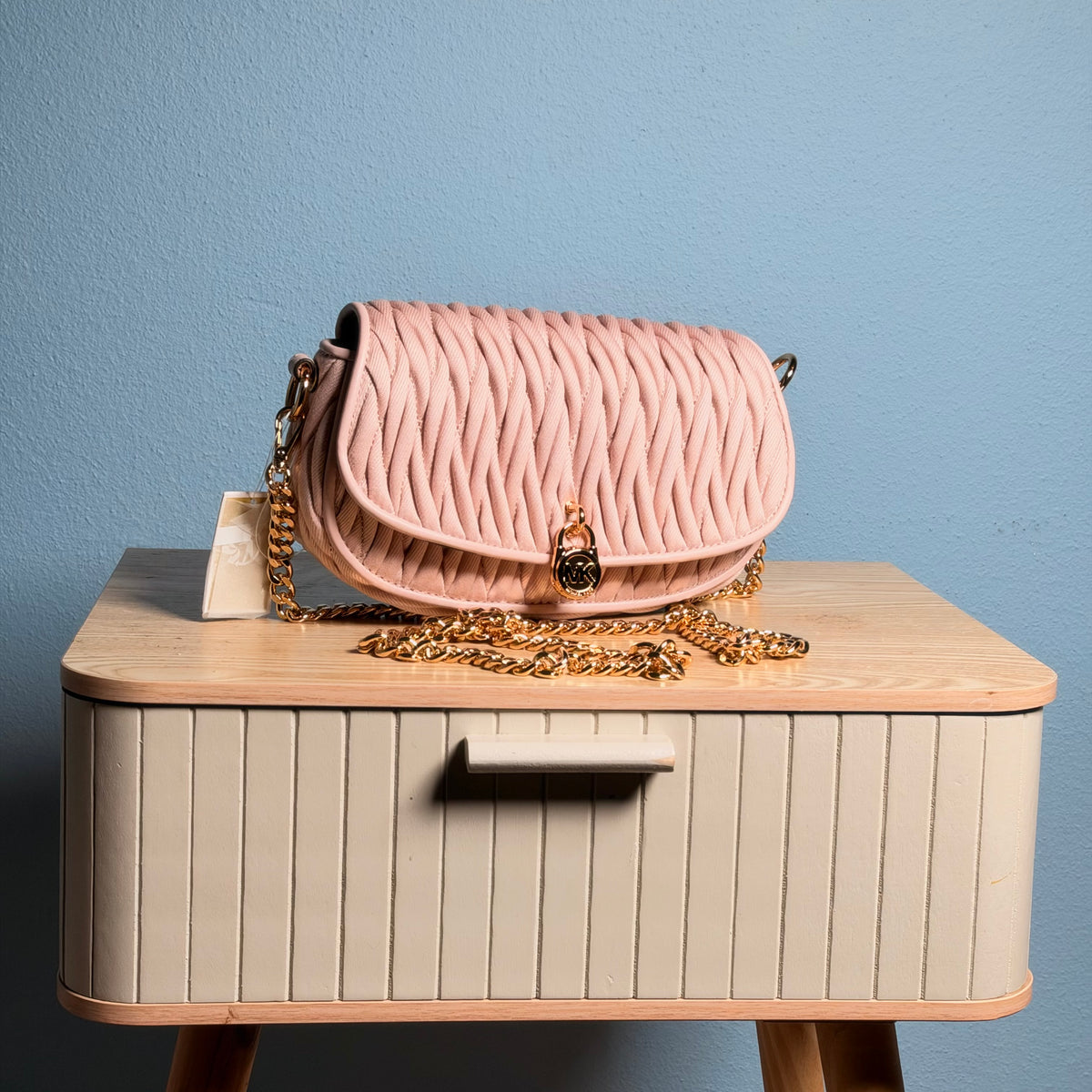 Šviesiai rožinė „Michael Kors“ rankinė su grandinėle