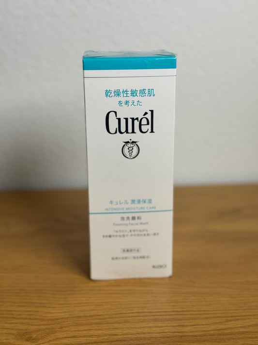 „Curél“ putojantis veido prausiklis 150 ml