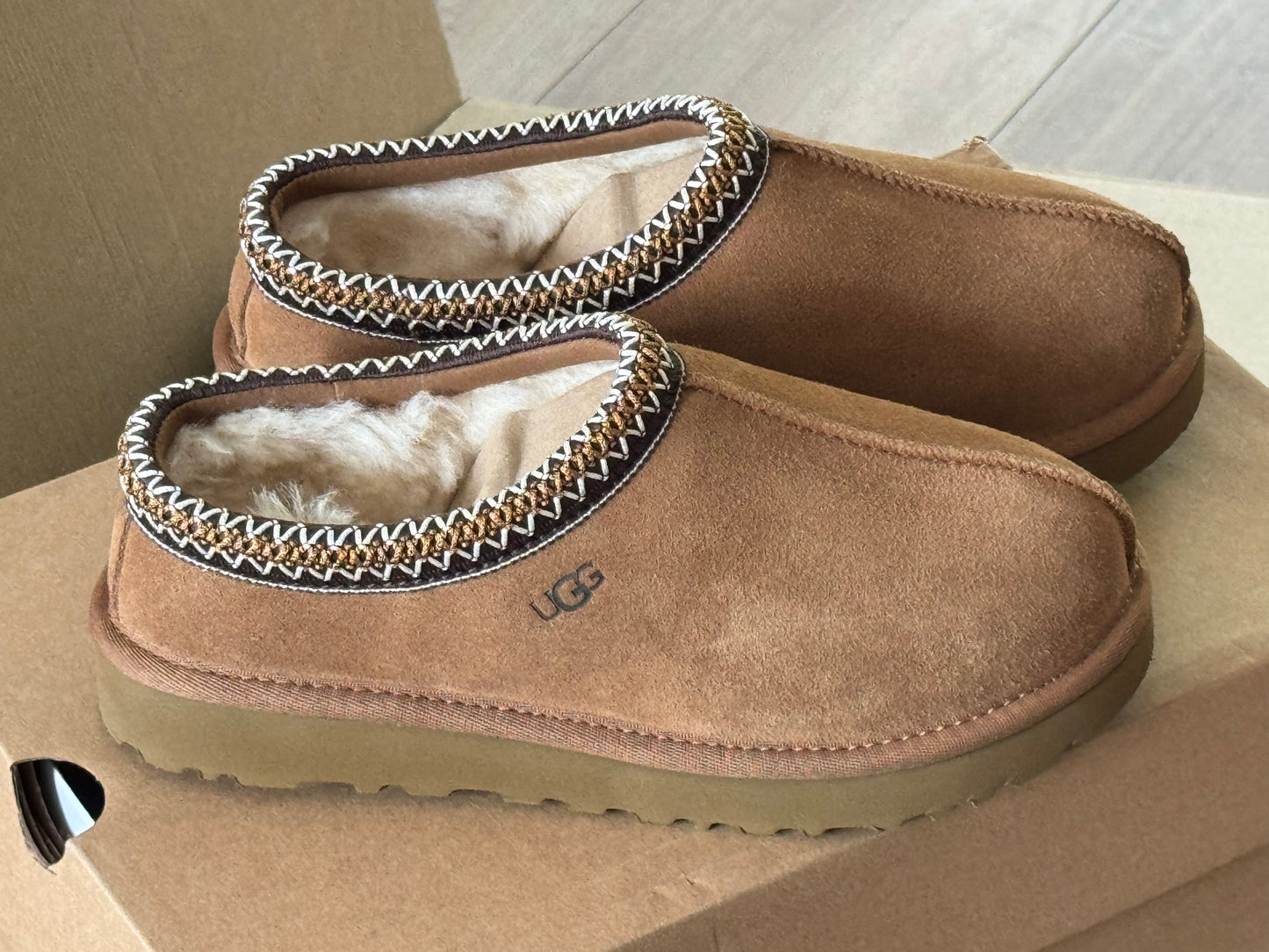 Ugg Tasman rudi batai
