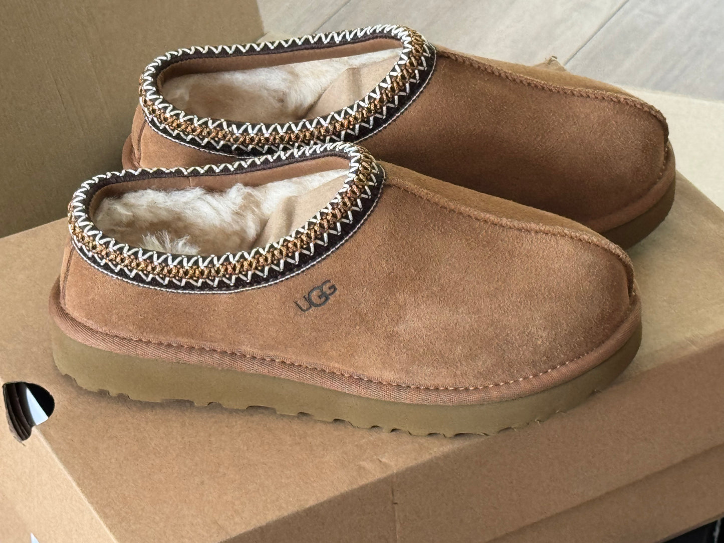 Ugg Tasman rudi batai