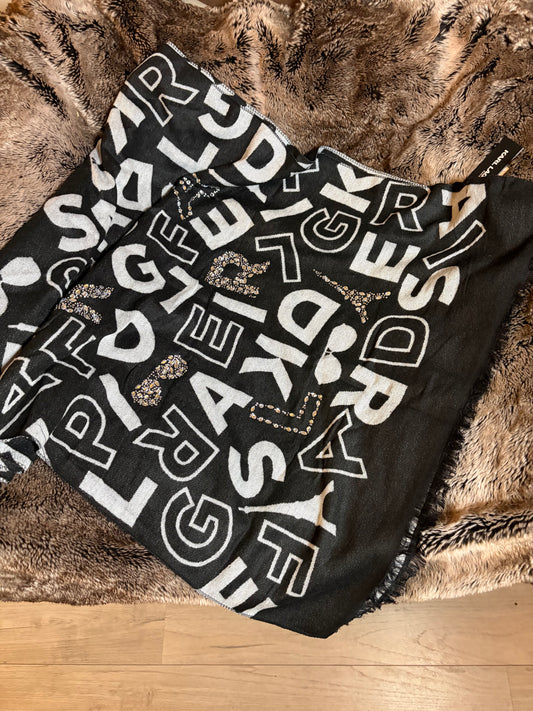 Karl Lagerfeld dideli šalikai