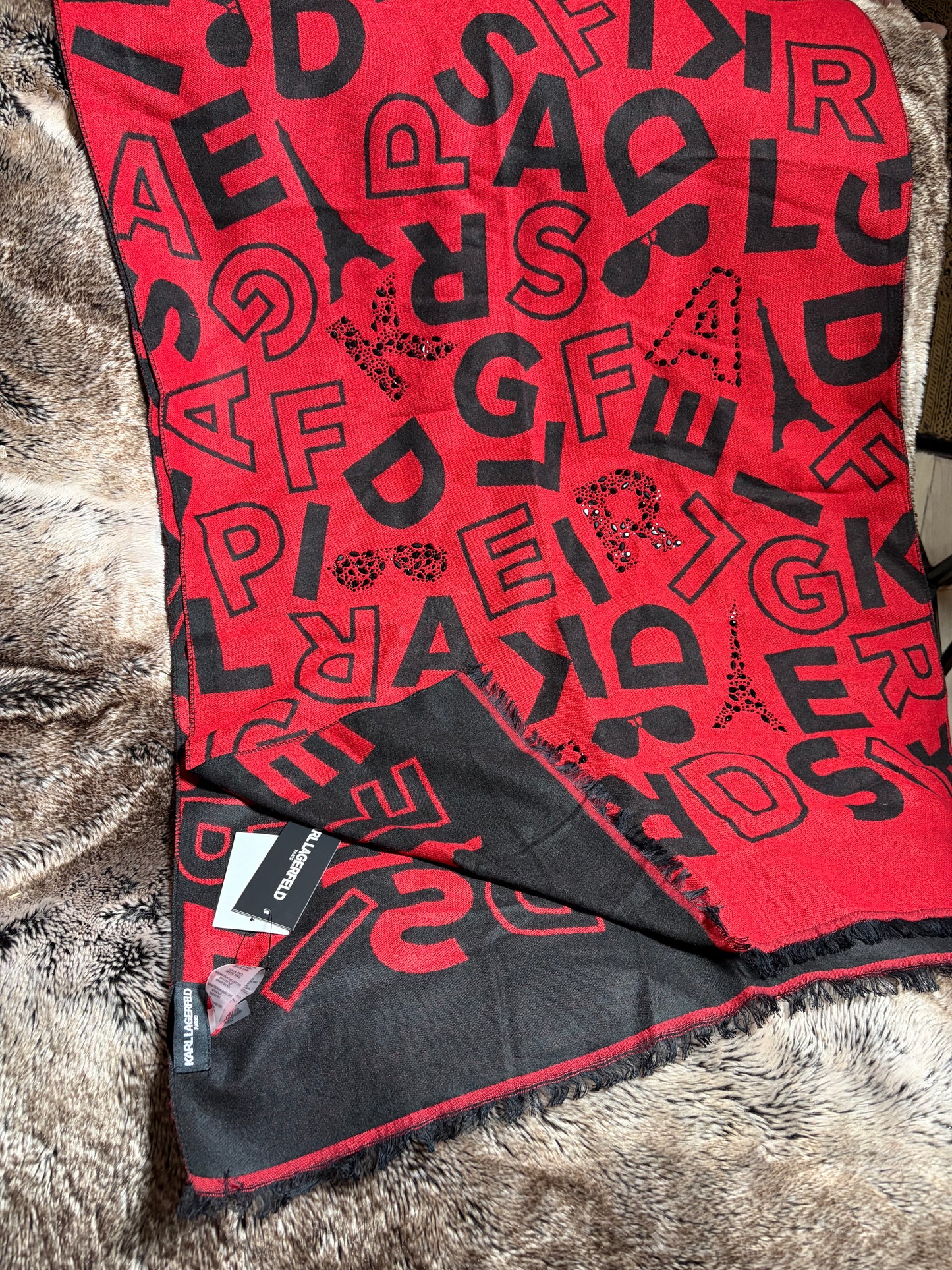 Karl Lagerfeld dideli šalikai