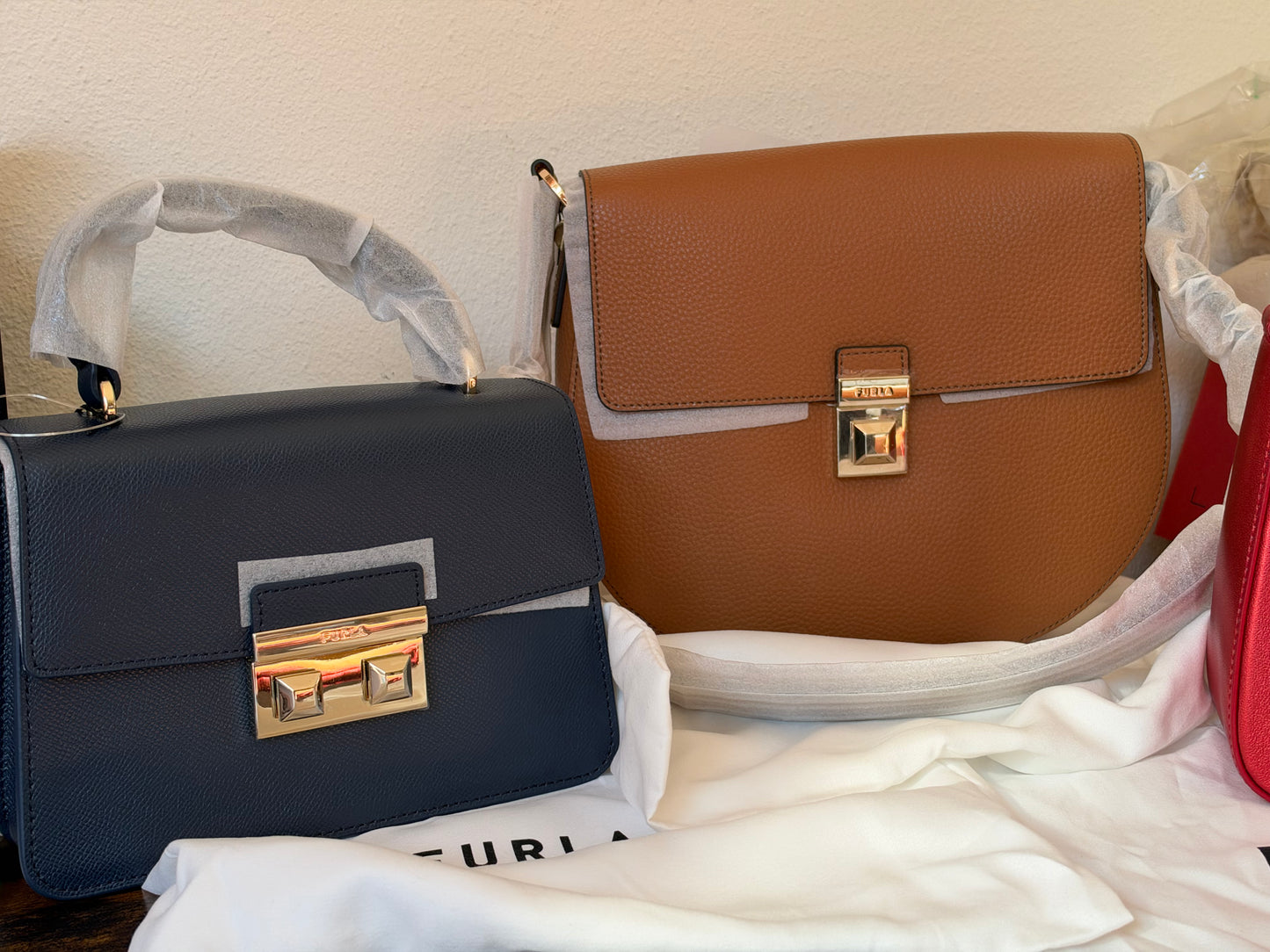 Furla rankinukai