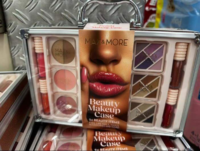 Makiažo priemonių lagaminėlis